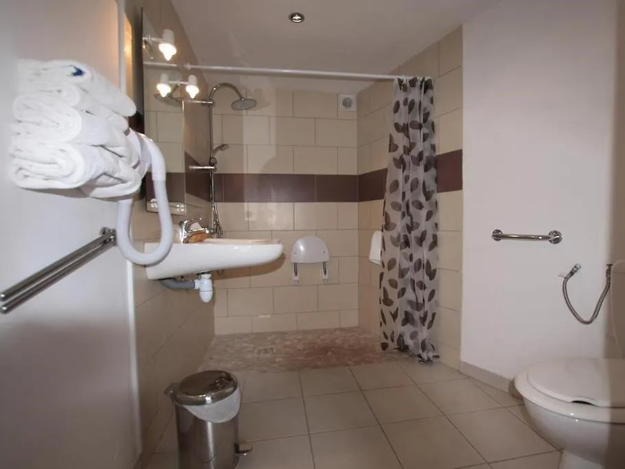 Hôtel les Vallois Vallouise 2*,